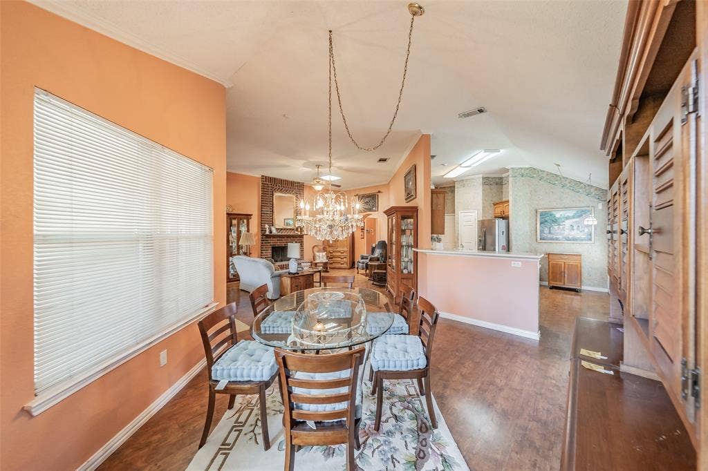 1108 Middlebury Lane, Euless, TX 76040 1108 Middlebury Lane, Euless, TX 76040