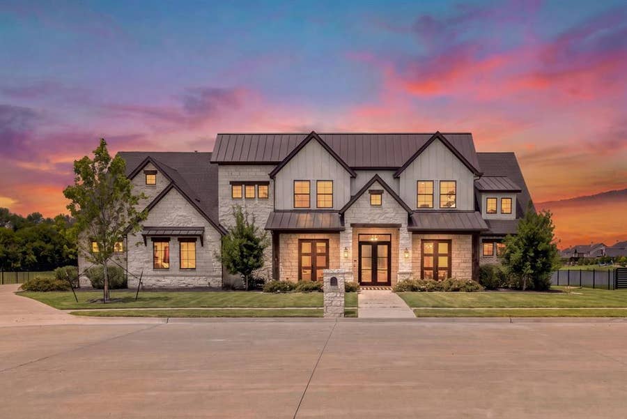 Property photo for 1108 Glen Abbey Court, Heath, TX
