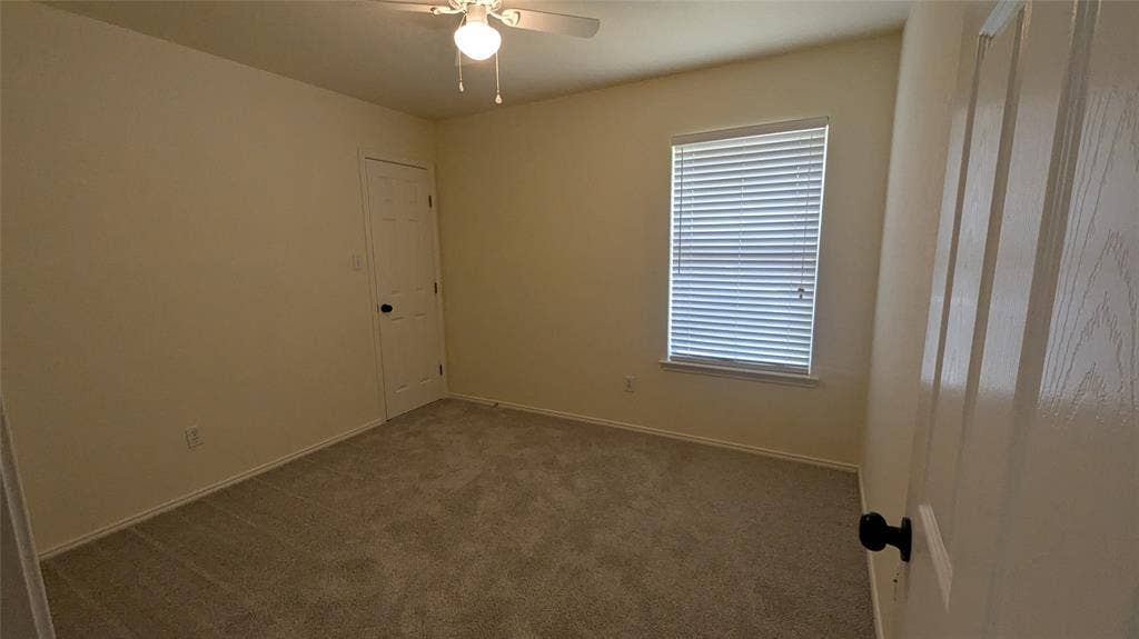 916 Heberle Drive, Burleson, TX 76028 916 Heberle Drive, Burleson, TX 76028