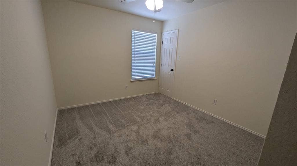 916 Heberle Drive, Burleson, TX 76028 916 Heberle Drive, Burleson, TX 76028