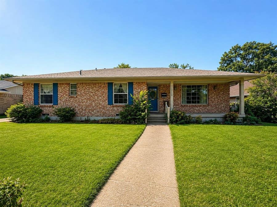 Property photo for 13630 Willow Bend Road, Dallas, TX