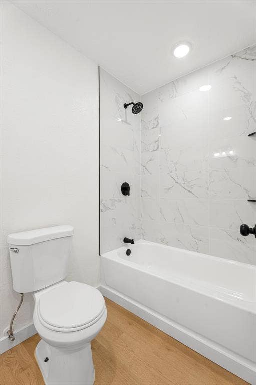 421 Parkvale Lane, Grand Prairie, TX 75052 421 Parkvale Lane, Grand Prairie, TX 75052