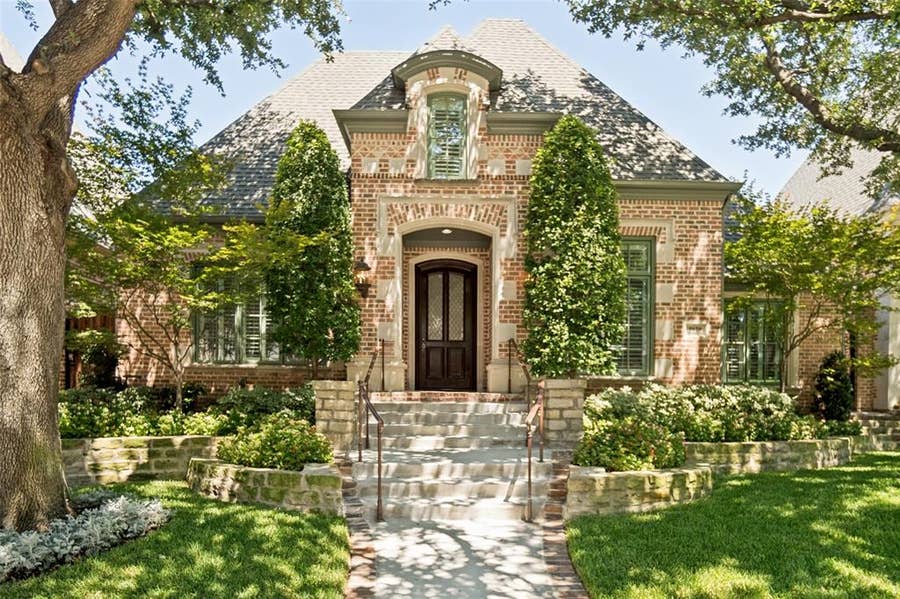 Property photo for 5620 Shubert Court, Dallas, TX