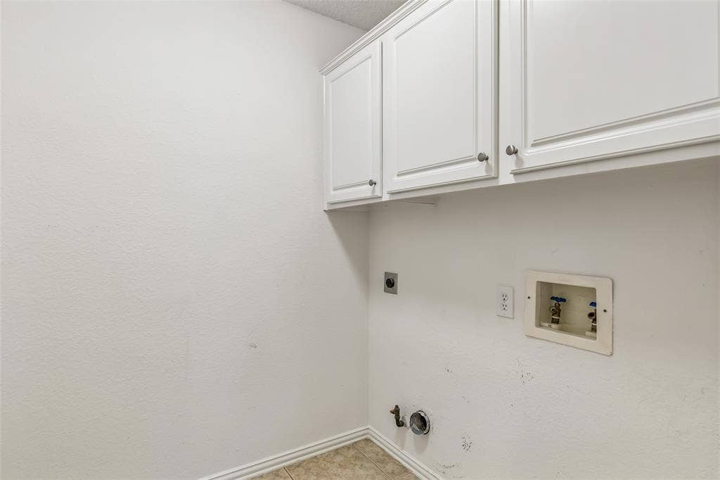 2108 Monticello Circle, Plano, TX 75075 2108 Monticello Circle, Plano, TX 75075