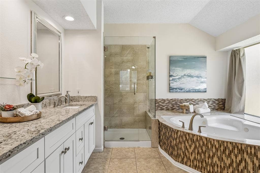 2108 Monticello Circle, Plano, TX 75075 2108 Monticello Circle, Plano, TX 75075