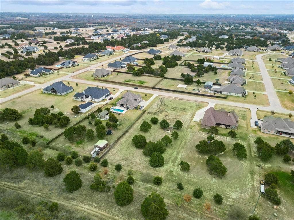 4331 Roberts Lane, Midlothian, TX 76065 4331 Roberts Lane, Midlothian, TX 76065