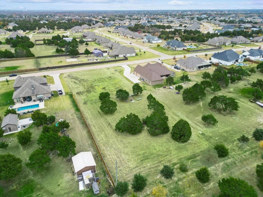 4331 Roberts Lane, Midlothian, TX 76065 4331 Roberts Lane, Midlothian, TX 76065