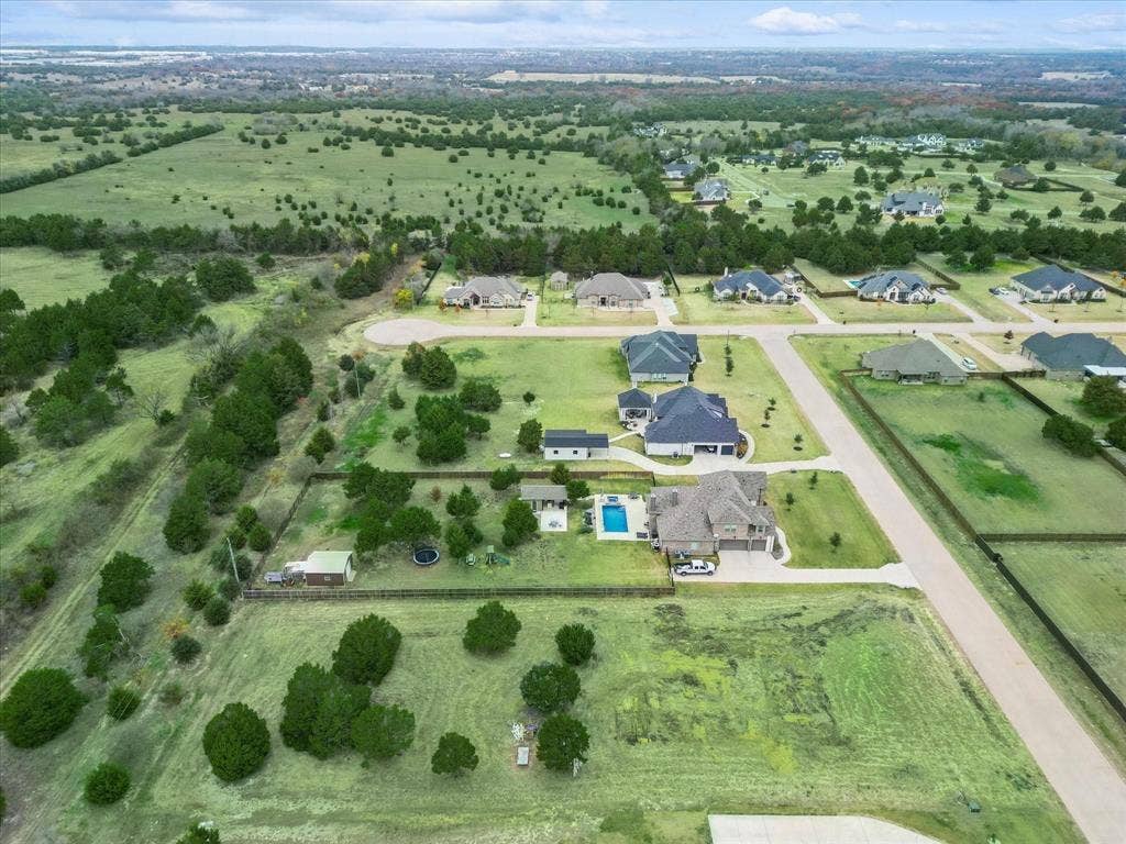 4331 Roberts Lane, Midlothian, TX 76065 4331 Roberts Lane, Midlothian, TX 76065