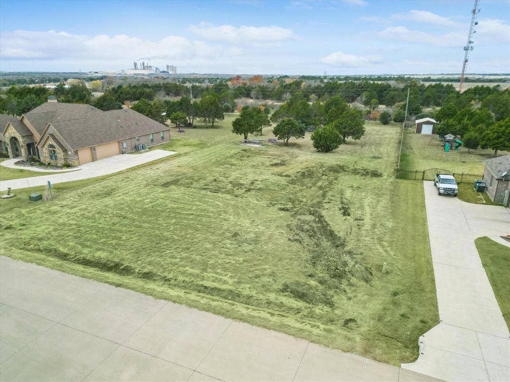 4331 Roberts Lane, Midlothian, TX 76065 4331 Roberts Lane, Midlothian, TX 76065