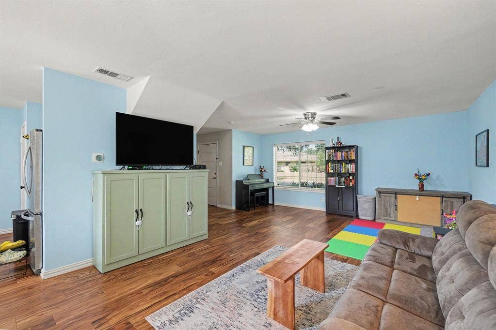 311 Towne House Lane, Richardson, TX 75081 311 Towne House Lane, Richardson, TX 75081