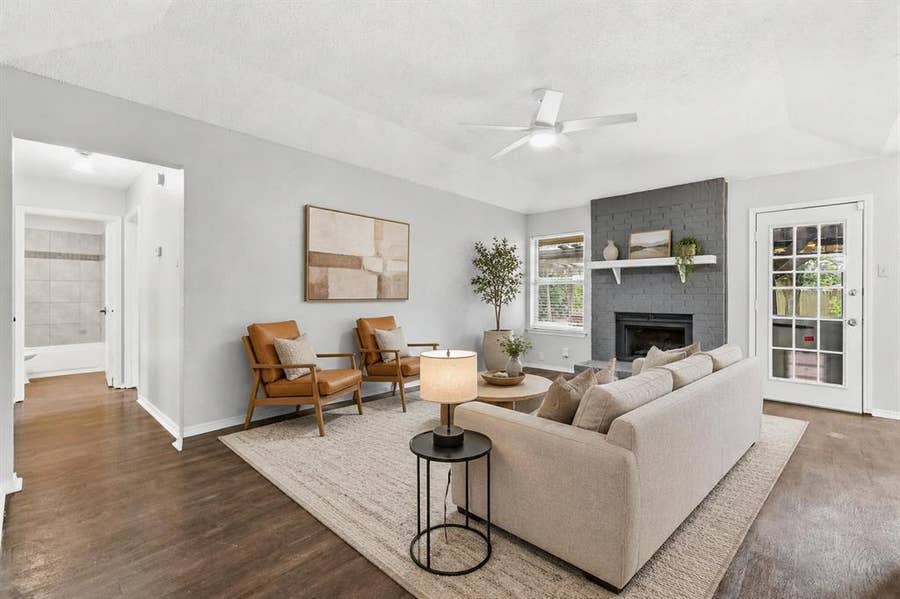 Property photo for 5907 Cedar Ridge Drive, Arlington, TX