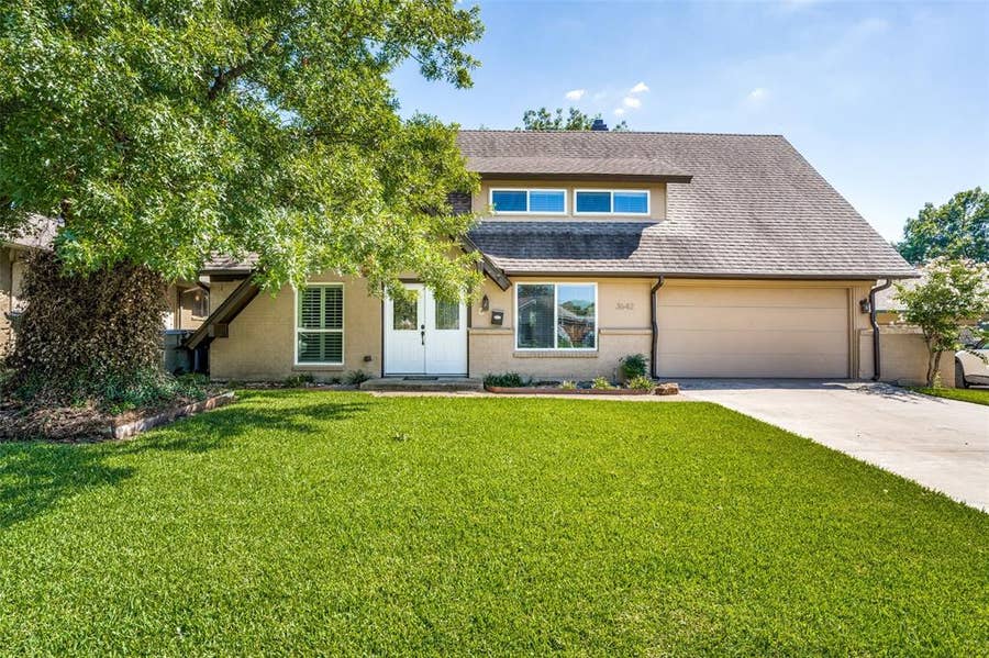 Property photo for 3642 Ridgebriar Drive, Dallas, TX