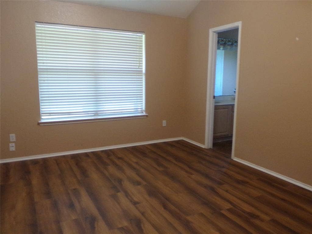 4708 Topaz Lane, Granbury, TX 76049 4708 Topaz Lane, Granbury, TX 76049