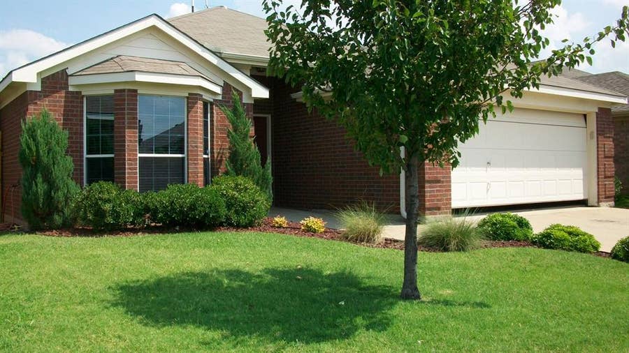Property photo for 4708 Topaz Lane, Granbury, TX