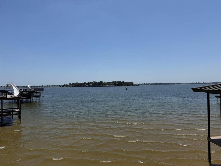 Property photo for 196 Scenic Drive, Mabank, TX