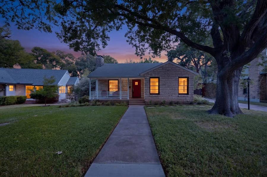 Property photo for 2323 Barberry Drive, Dallas, TX