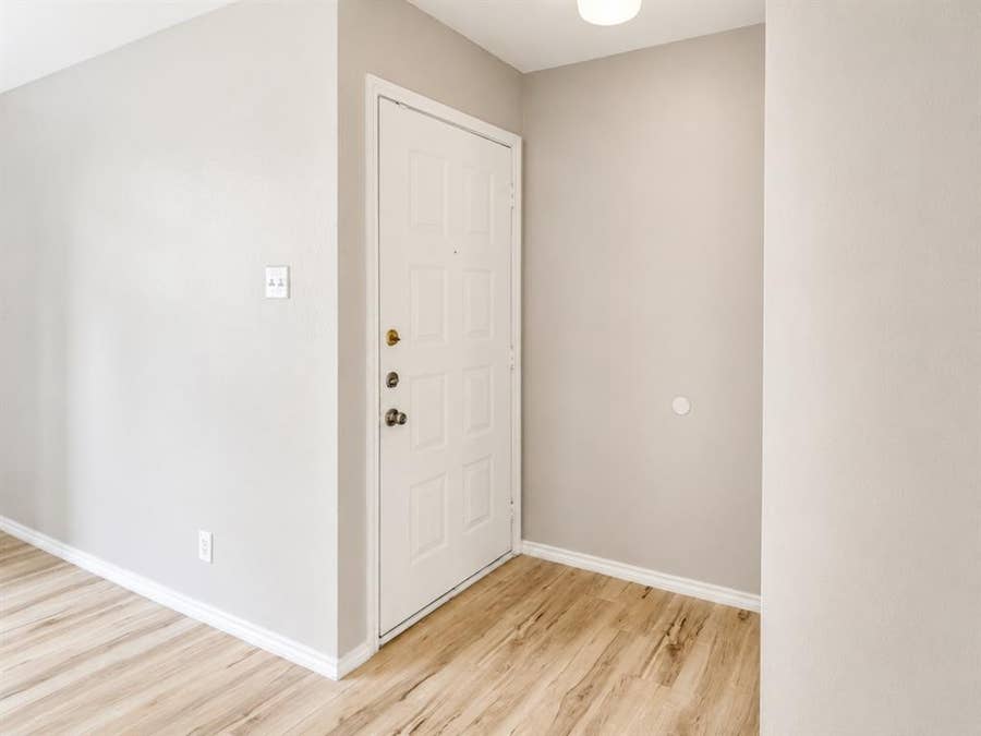 Property photo for 4303 Buena Vista Street, #202, Dallas, TX