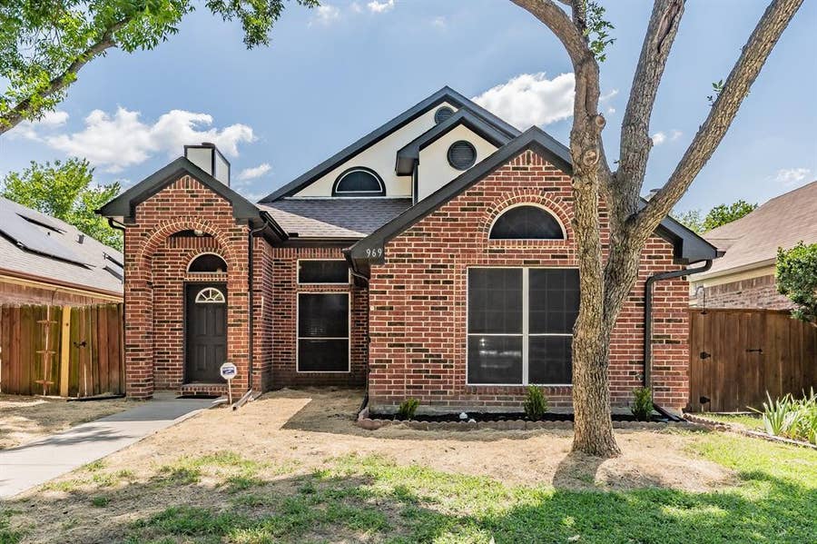 Property photo for 969 Remington Trail, Mesquite, TX