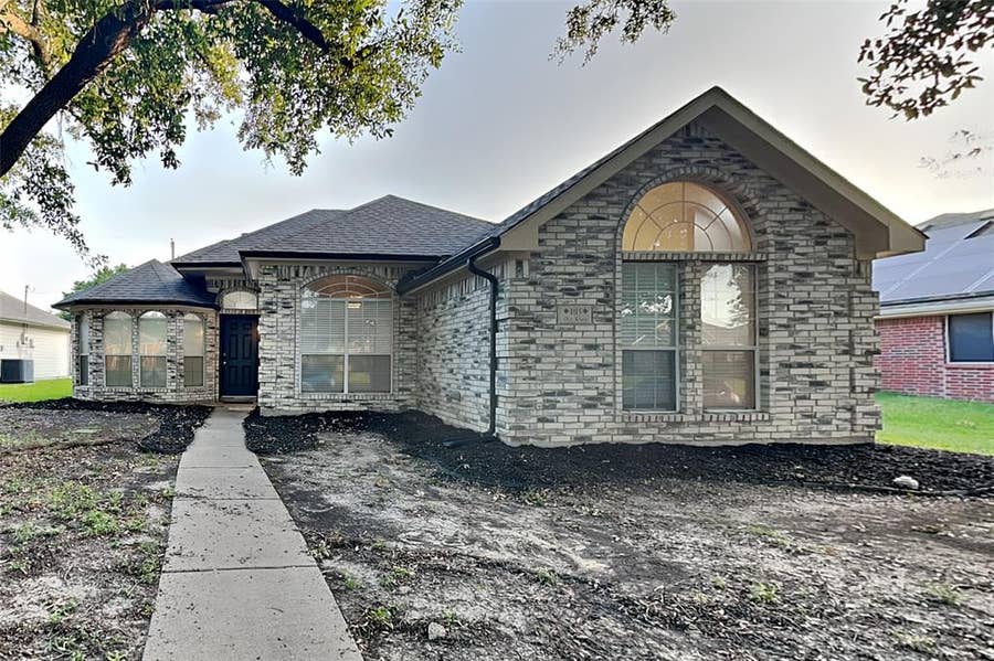 Property photo for 1115 Old Knoll Drive, Wylie, TX
