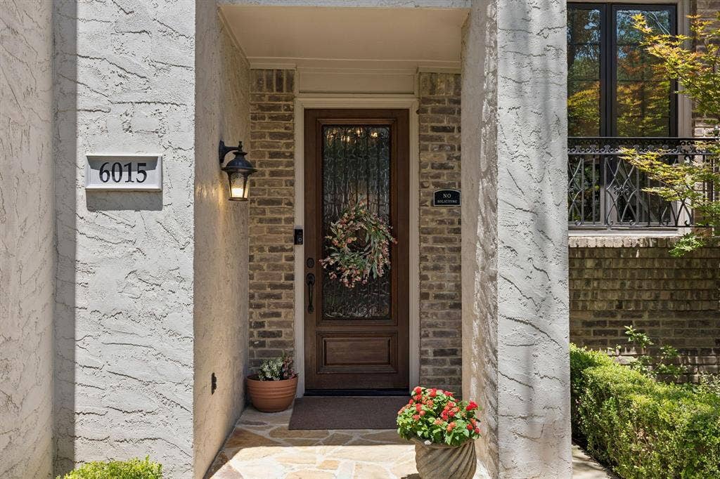 6015 Shetland Drive, Dallas, TX 75230 Welcome home!
