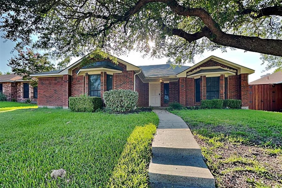 Property photo for 6222 Sasaki Way, Garland, TX