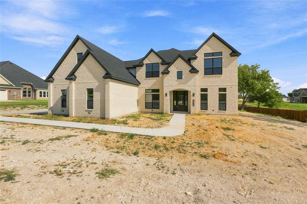 3820 Jacks Loop, Midlothian, TX 76065 Contemporary home