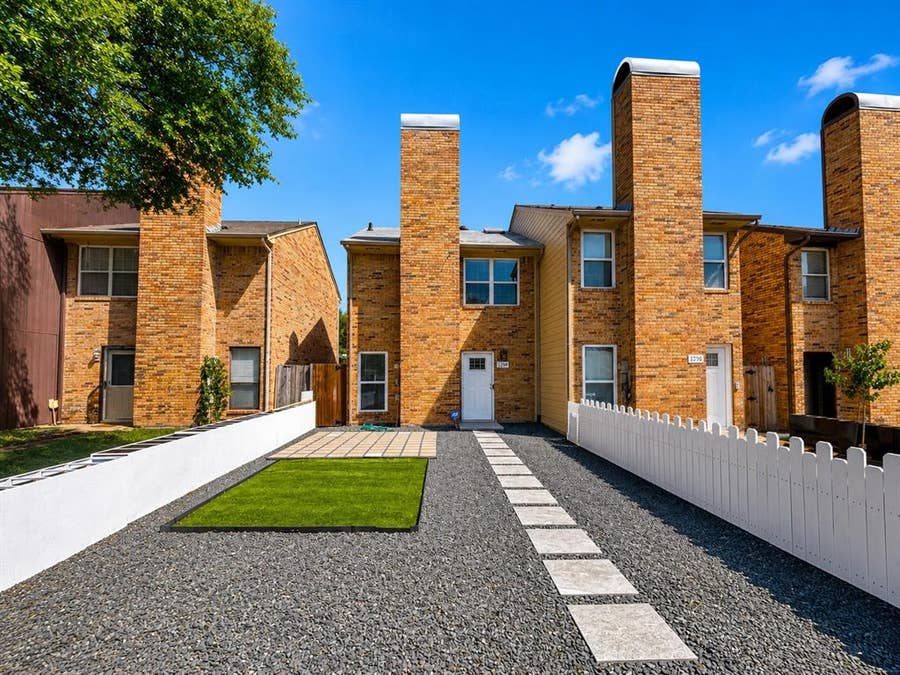 Property photo for 2240 Colony Court, Dallas, TX