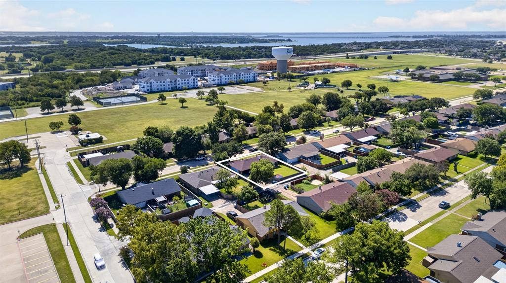 4213 Cheyenne Drive, Rowlett, TX 75088 Amazing location!