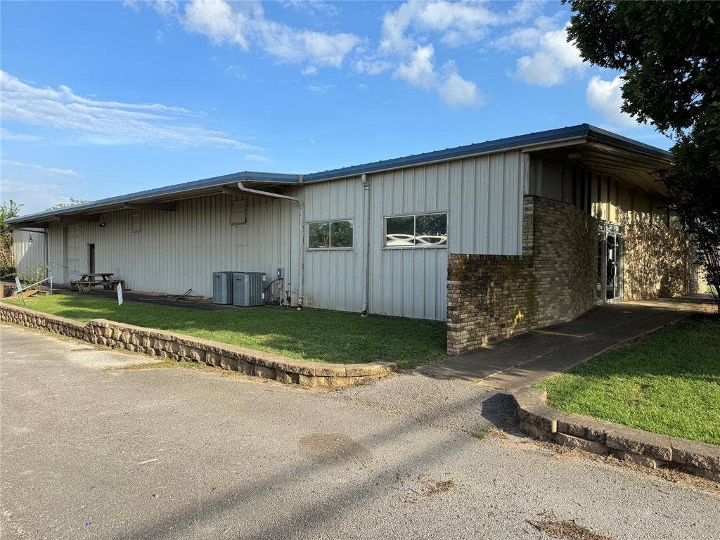 3401 N Northeast Loop 323, Tyler, TX 75708 3401 N Northeast Loop 323, Tyler, TX 75708