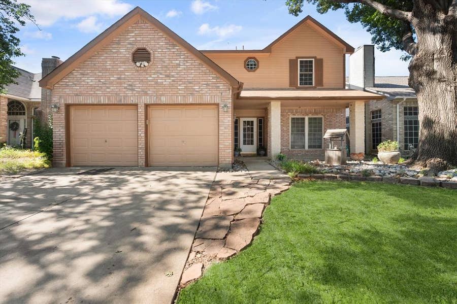 Property photo for 4740 Waterway Drive N, Fort Worth, TX