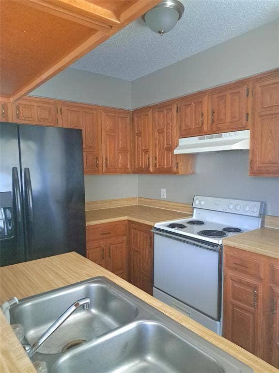 1125 Highbush Drive, #1127, Benbrook, TX 76126 1125 Highbush Drive, #1127, Benbrook, TX 76126