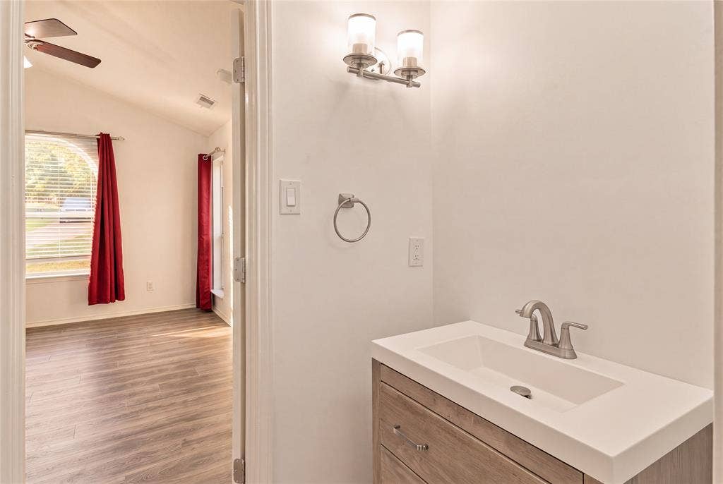 3280 Blackchamp Road, Midlothian, TX 76065