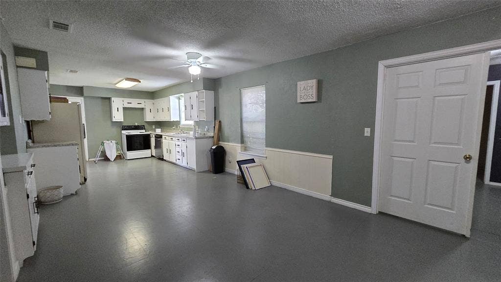 7905 liberty grove, Rowlett, TX 75089 7905 liberty grove, Rowlett, TX 75089