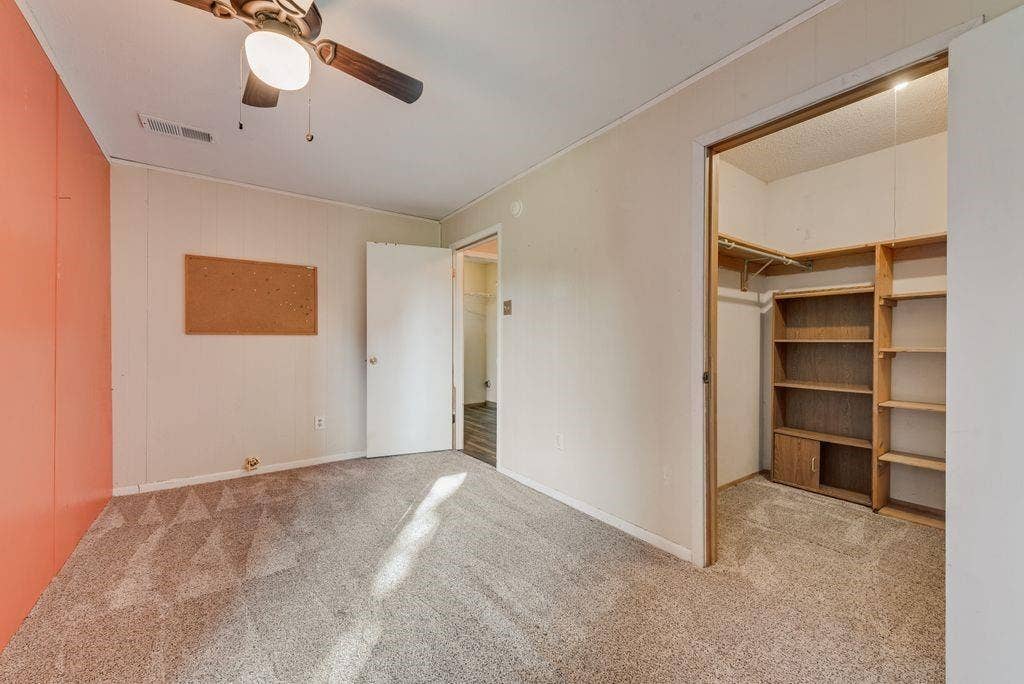 220 Crump Circle, Red Oak, TX 75154 220 Crump Circle, Red Oak, TX 75154