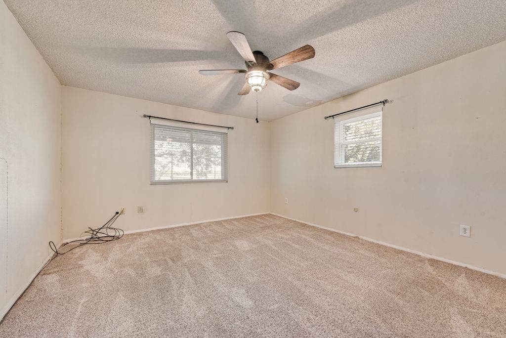 220 Crump Circle, Red Oak, TX 75154 220 Crump Circle, Red Oak, TX 75154