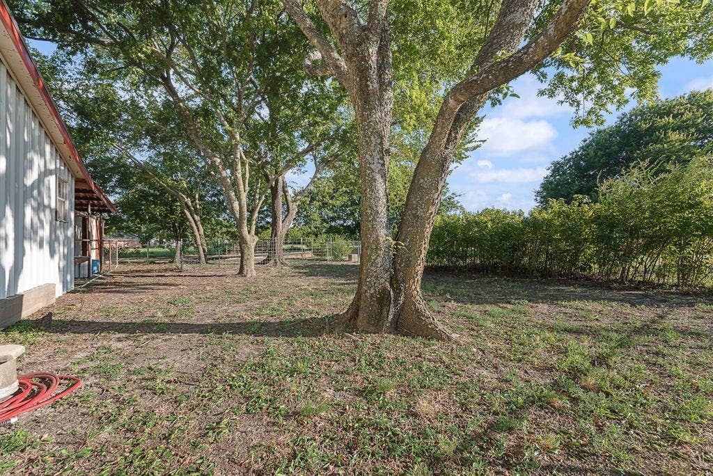 220 Crump Circle, Red Oak, TX 75154 220 Crump Circle, Red Oak, TX 75154
