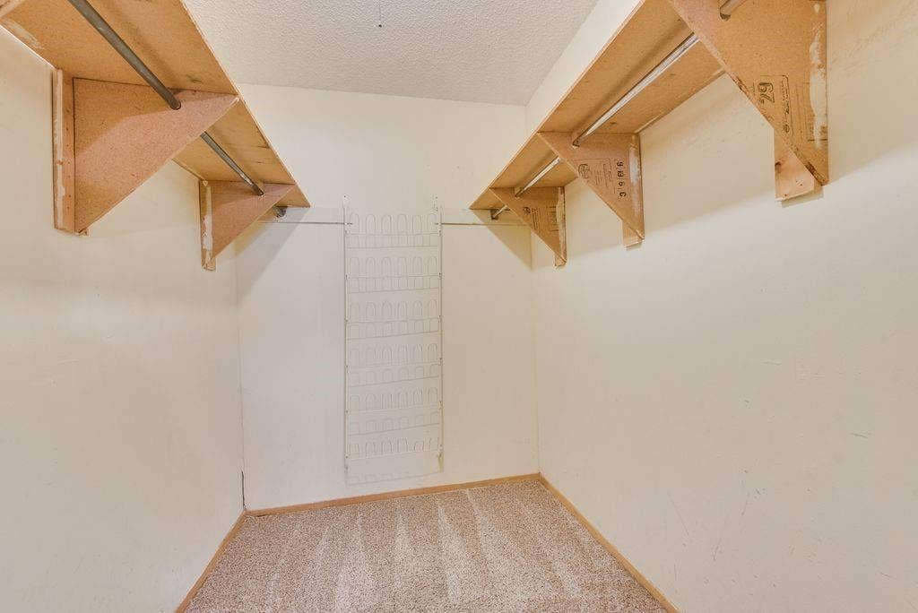 220 Crump Circle, Red Oak, TX 75154 220 Crump Circle, Red Oak, TX 75154