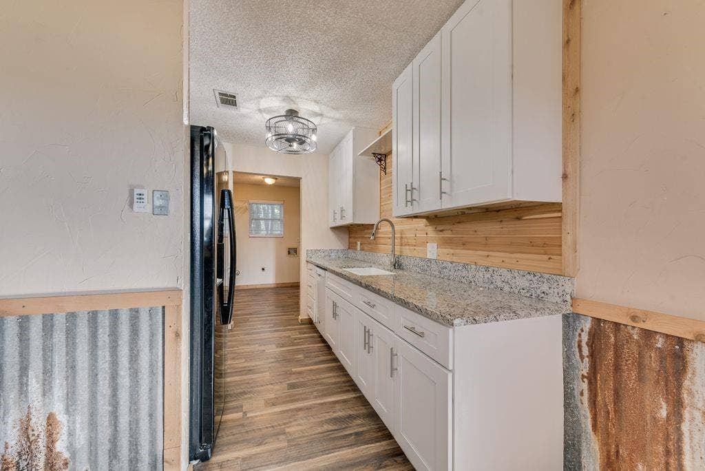 220 Crump Circle, Red Oak, TX 75154 220 Crump Circle, Red Oak, TX 75154