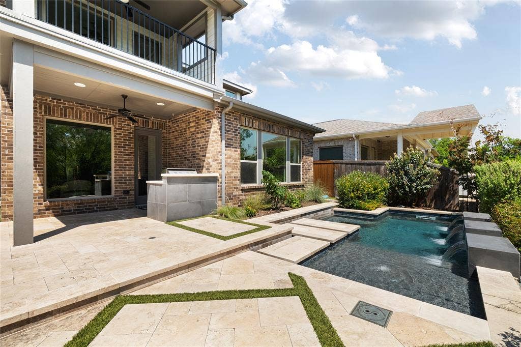 536 Shoreline Street, Plano, TX 75075 536 Shoreline Street, Plano, TX 75075