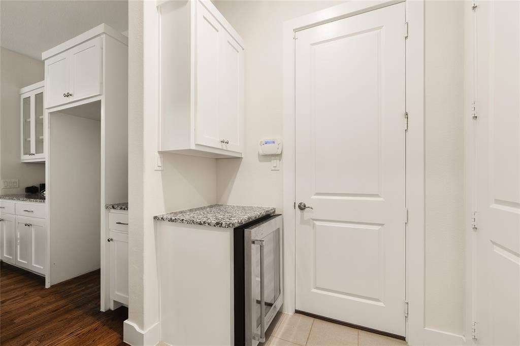 536 Shoreline Street, Plano, TX 75075 536 Shoreline Street, Plano, TX 75075