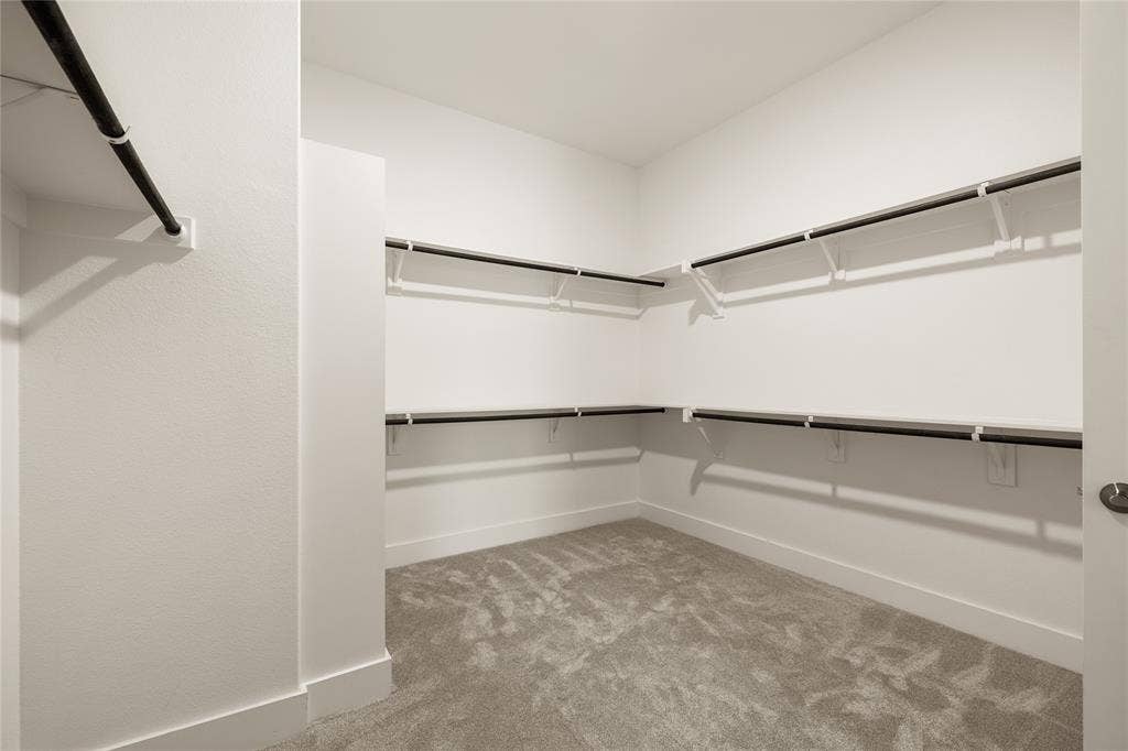 536 Shoreline Street, Plano, TX 75075 536 Shoreline Street, Plano, TX 75075