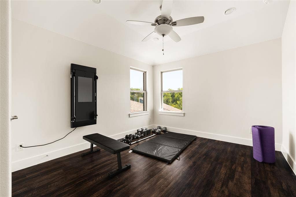 536 Shoreline Street, Plano, TX 75075 536 Shoreline Street, Plano, TX 75075