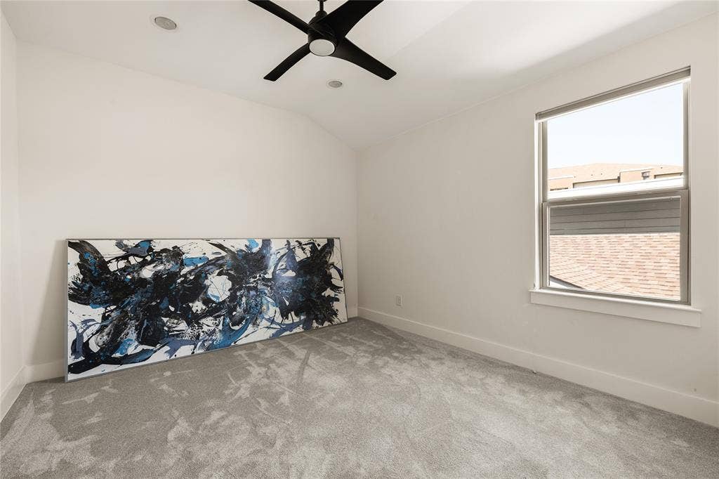 536 Shoreline Street, Plano, TX 75075 536 Shoreline Street, Plano, TX 75075