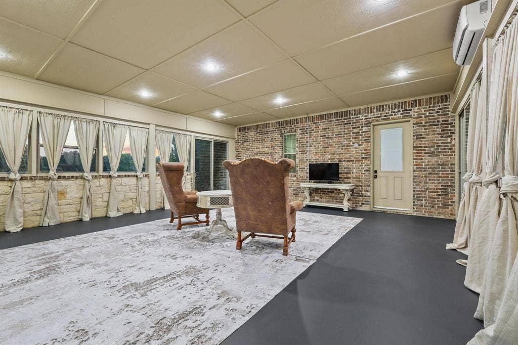 7106 County Road 4729, #2, Commerce, TX 75428