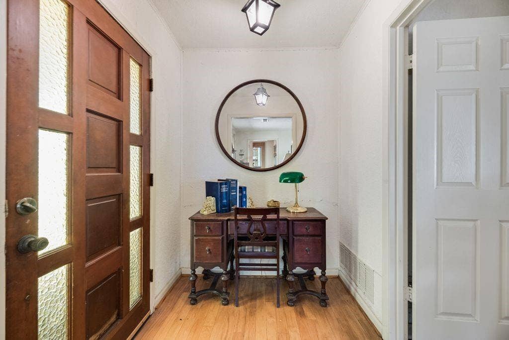 824 Batchler Road, Red Oak, TX 75154 824 Batchler Road, Red Oak, TX 75154