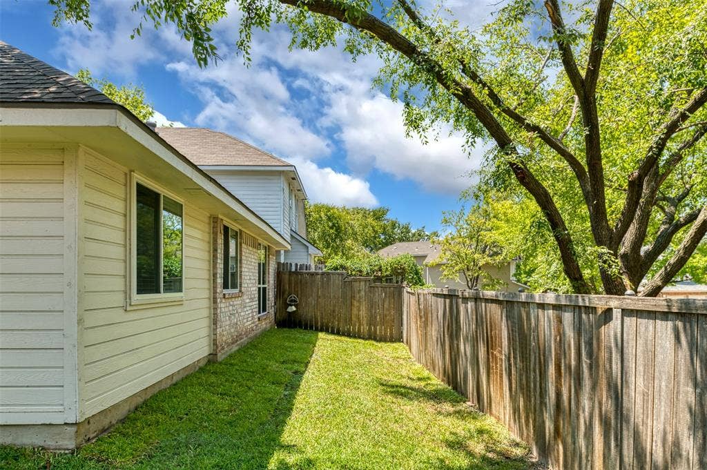 1329 Maywood Court, Plano, TX 75023 1329 Maywood Court, Plano, TX 75023