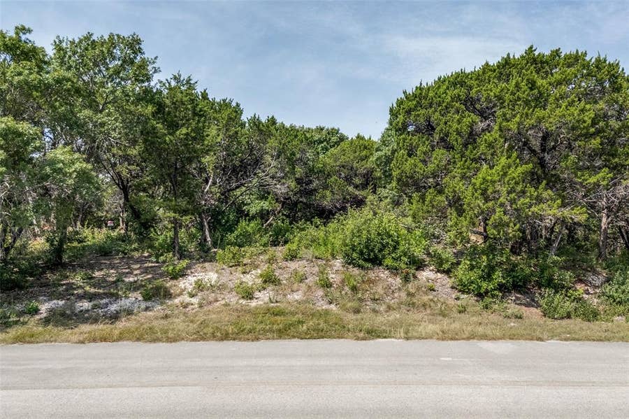 Property photo for 7 Mobley Road, Cedar Hill, TX