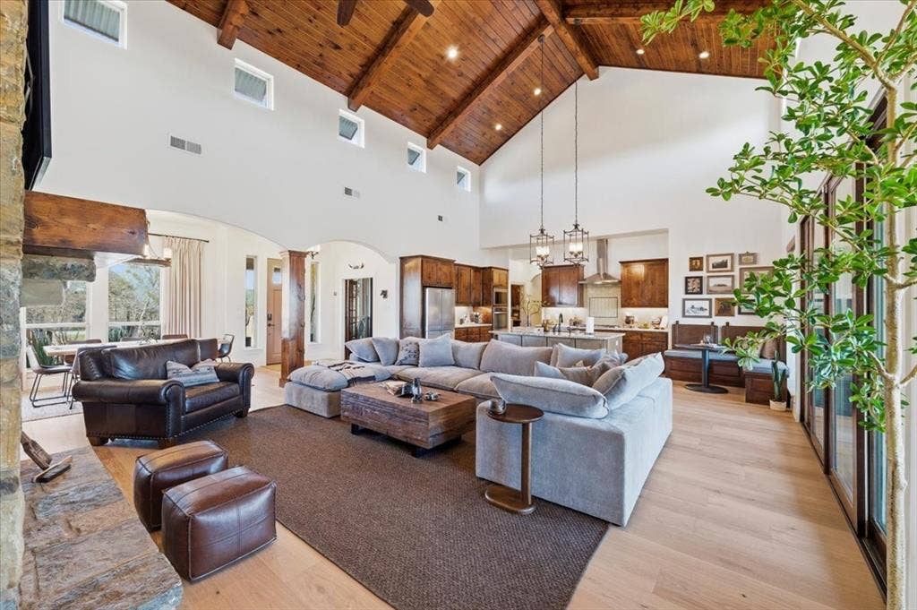 570 S Point Court, Aledo, TX 76008 570 S Point Court, Aledo, TX 76008