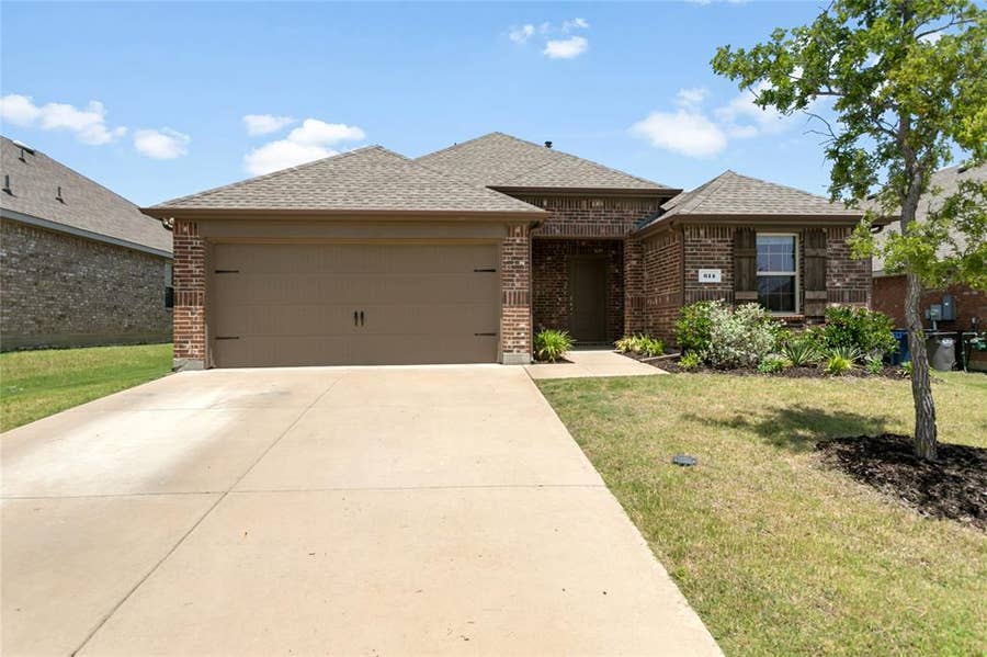 Property photo for 614 Auburn Forest Drive, Princeton, TX
