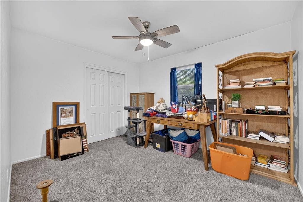 629 Newton Drive, Burleson, TX 76028 629 Newton Drive, Burleson, TX 76028